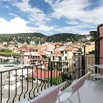 بيت ضيافة Al Molo Sea View