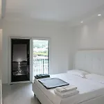 Al Molo Sea View بيت ضيافة 3*