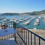 Al Molo Sea View بيت ضيافة ليريسي