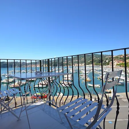 Al Molo Sea View 3* Леричи
