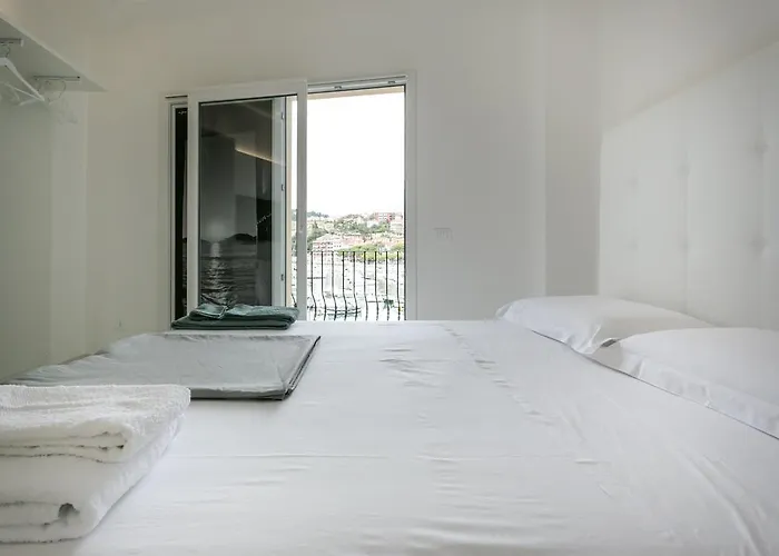 Al Molo Sea View بيت ضيافة