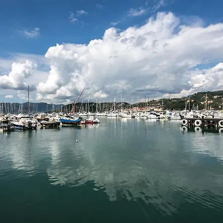 Al Molo Sea View Lerici