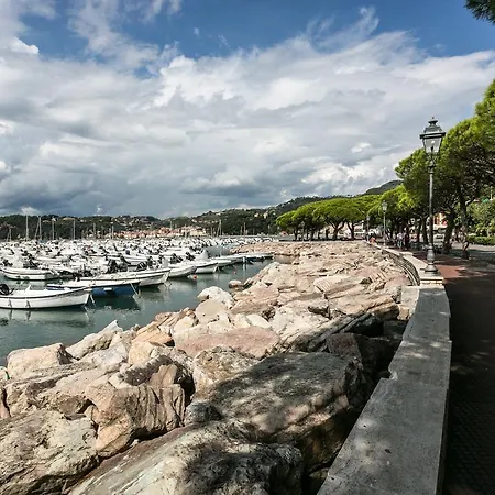 Affittacamere Al Molo Sea View Lerici