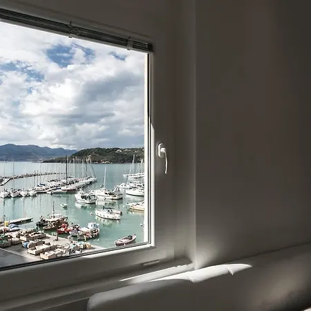 Affittacamere Al Molo Sea View