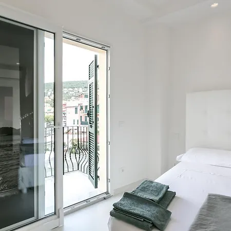 Al Molo Sea View Affittacamere Lerici