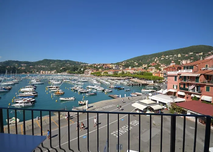Penzion Al Molo Sea View Lerici
